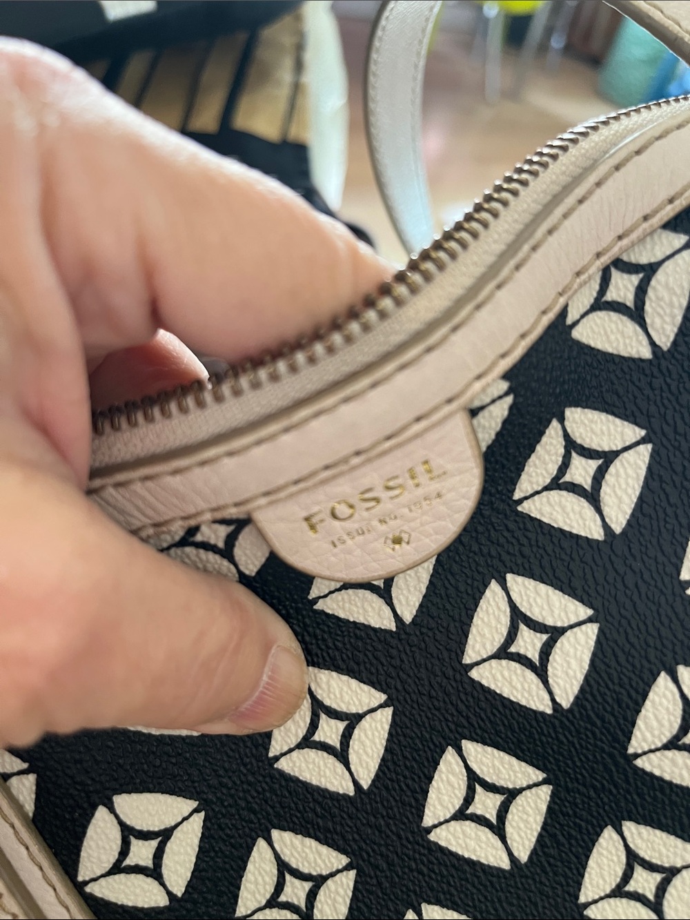 Fossil Shopper Sydney Classic Black & Cream Patterned Tote Bag, Coated Leather
